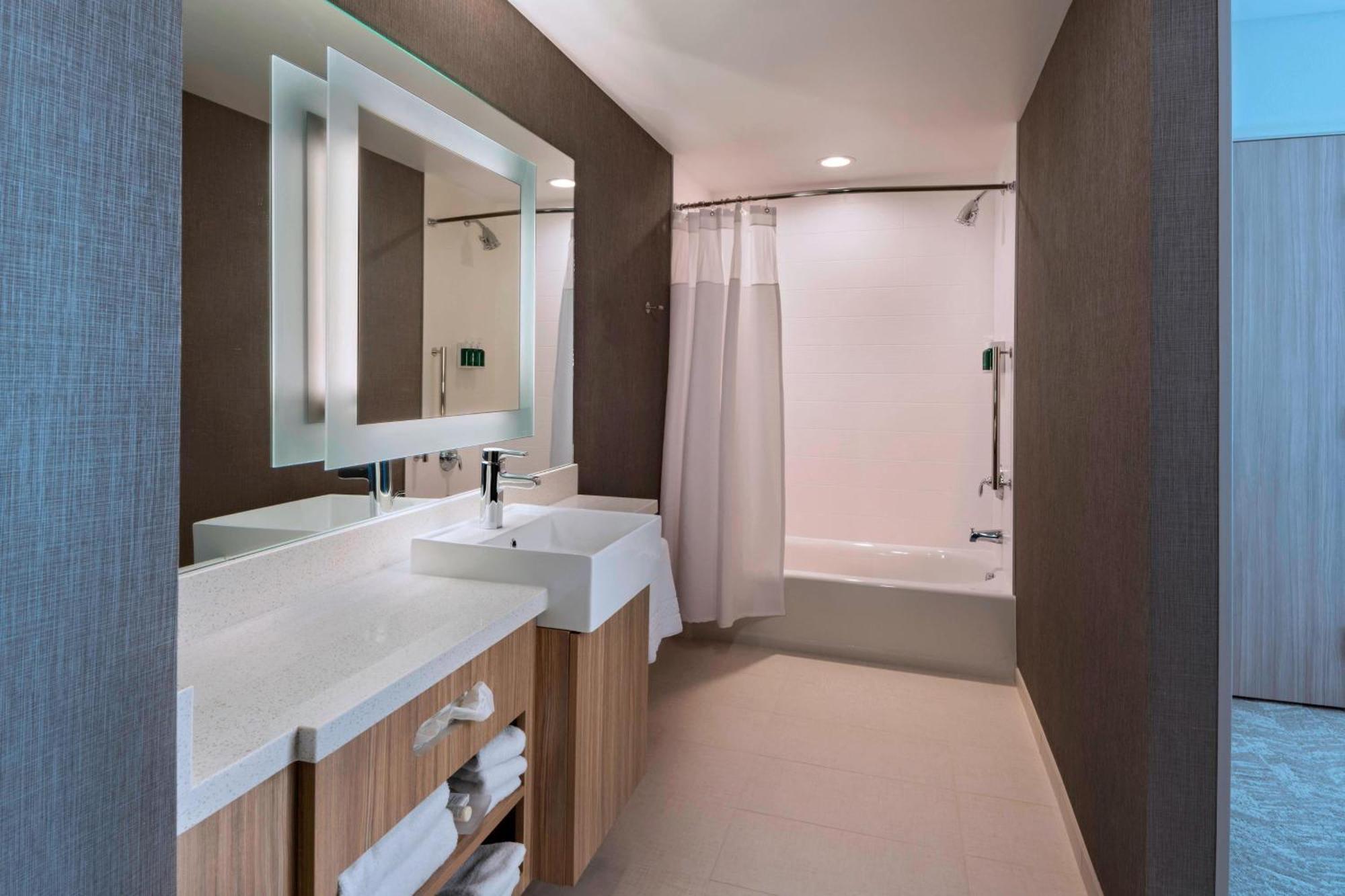 Springhill Suites By Marriott Denver West/Golden Lakewood Exterior photo